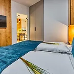 Apartament Z Basenem I Saunami Stone Hill Ii Vip Centrum By Royal Aparts *