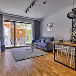 Z Basenem I Saunami Stone Hill Ii Vip Centrum By Royal Aparts