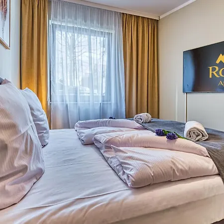 Z Basenem I Saunami Stone Hill Ii Vip Centrum By Royal Aparts *