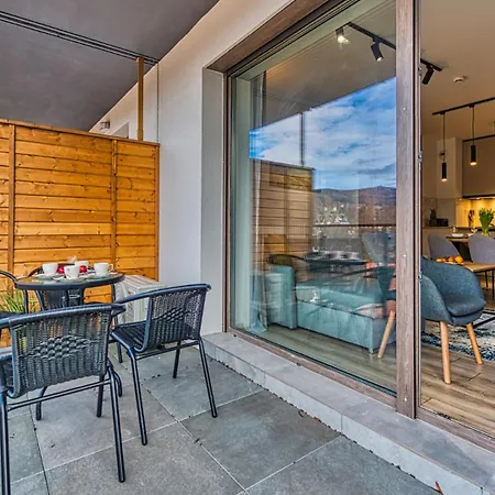 Z Basenem I Saunami Stone Hill Ii Vip Centrum By Royal Aparts Appartement *