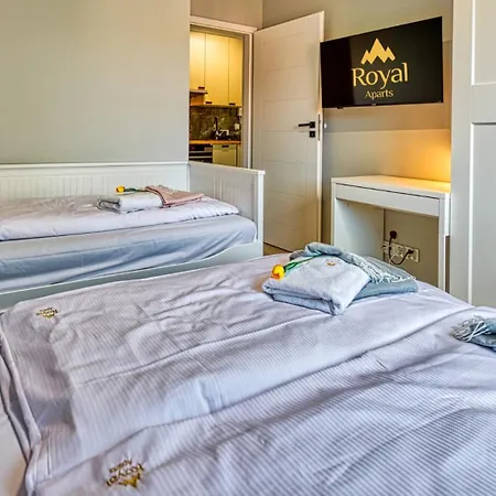 Z Basenem I Saunami Stone Hill Ii Vip Centrum By Royal Aparts *