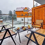 Lejlighed Z Basenem I Saunami Stone Hill Ii Vip Centrum By Royal Aparts Szklarska Poręba