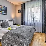 Apartamento Z Basenem I Saunami Stone Hill Ii Vip Centrum By Royal Aparts *