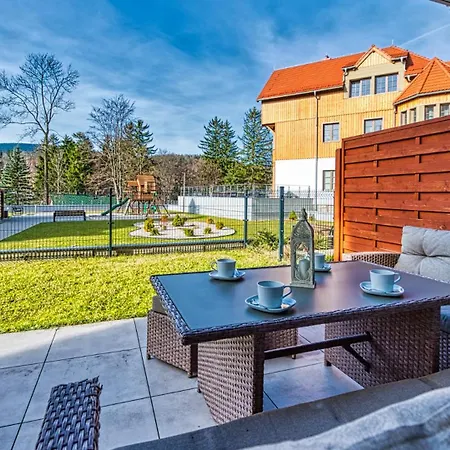 Apartmán Z Basenem I Saunami Stone Hill Ii Vip Centrum By Royal Aparts *