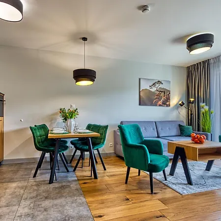 Z Basenem I Saunami Stone Hill Ii Vip Centrum By Royal Aparts *