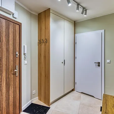 Z Basenem I Saunami Stone Hill Ii Vip Centrum By Royal Aparts Apartmán Sklářská Poruba