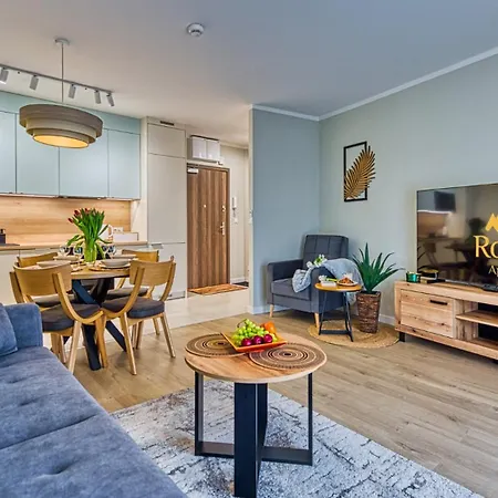 Lejlighed Z Basenem I Saunami Stone Hill Ii Vip Centrum By Royal Aparts