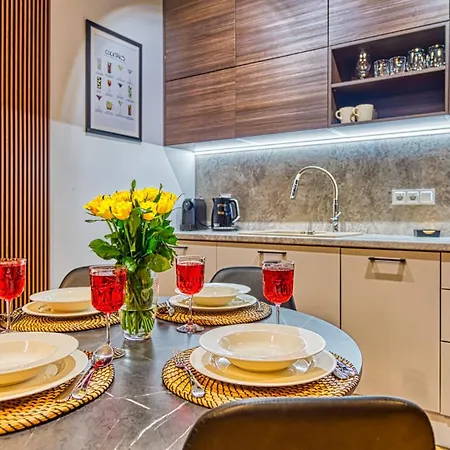 Apartmán Z Basenem I Saunami Stone Hill Ii Vip Centrum By Royal Aparts