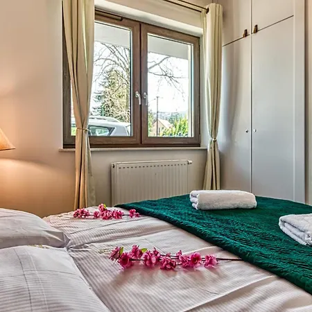Z Basenem I Saunami Stone Hill Ii Vip Centrum By Royal Aparts Apartament *