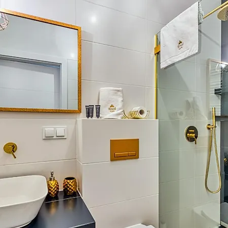 Διαμέρισμα Z Basenem I Saunami Stone Hill Ii Vip Centrum By Royal Aparts
