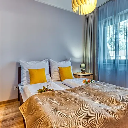 Z Basenem I Saunami Stone Hill Ii Vip Centrum By Royal Aparts *