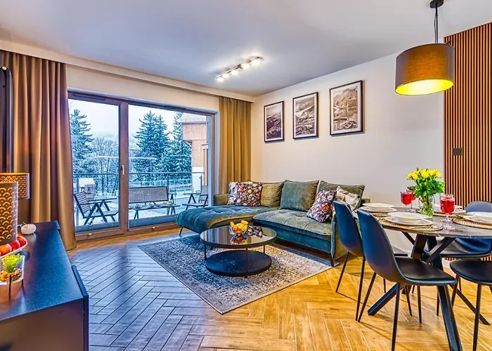 Z Basenem I Saunami Stone Hill Ii Vip Centrum By Royal Aparts Apartment *