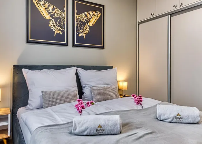 Z Basenem I Saunami Stone Hill Ii Vip Centrum By Royal Aparts Szklarska Poreba