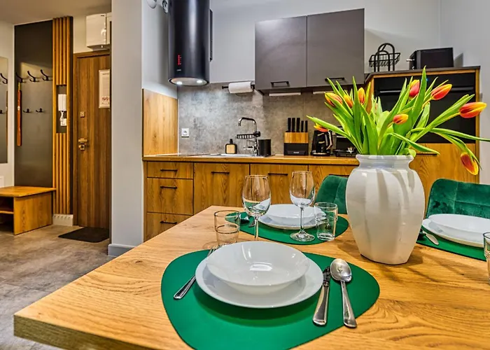 Z Basenem I Saunami Stone Hill Ii Vip Centrum By Royal Aparts Apartment *